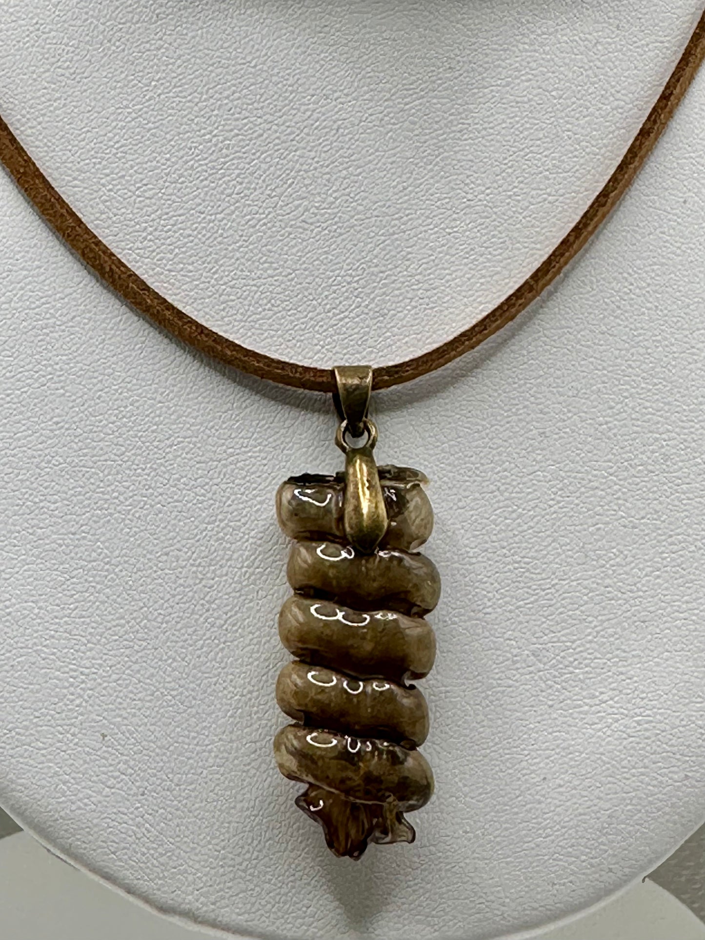 Rattle Necklace 1067